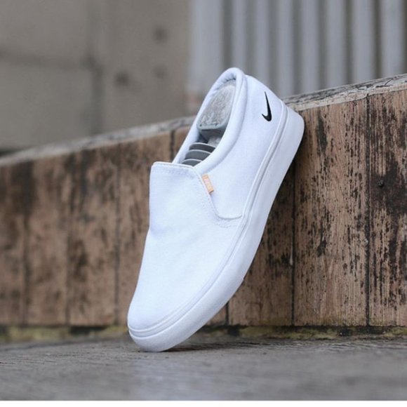 NEW Nike Court Royale AC Slip-On Casual Sneakers - Picture 14 of 15